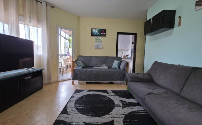 Herverkoop - Appartement -
Torrevieja - Playa del Cura