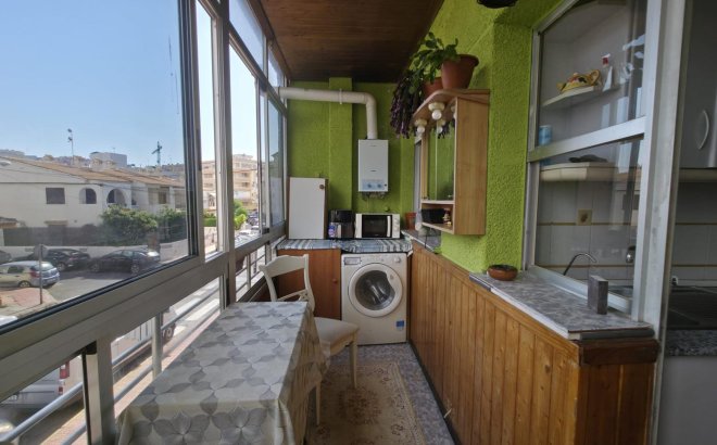 Herverkoop - Appartement -
Torrevieja - Playa del Cura