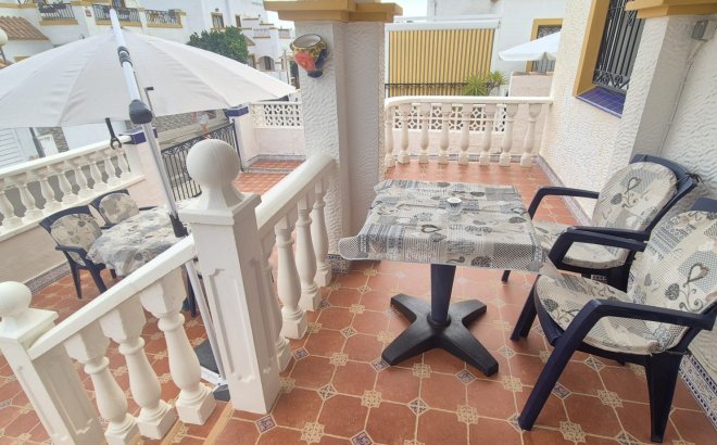 Herverkoop - Town House -
Orihuela Costa - Costa Blanca