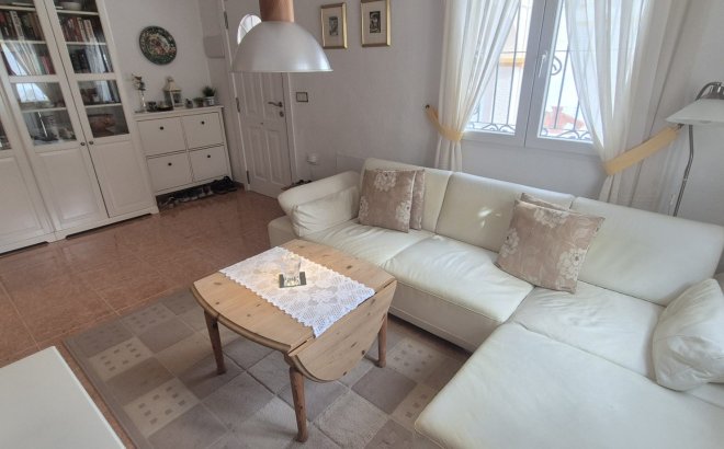 Herverkoop - Town House -
Orihuela Costa - Costa Blanca
