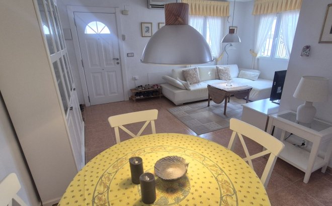 Herverkoop - Town House -
Orihuela Costa - Costa Blanca