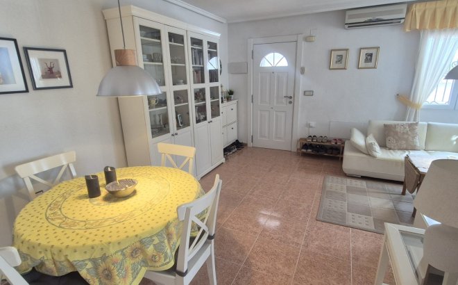 Herverkoop - Town House -
Orihuela Costa - Costa Blanca