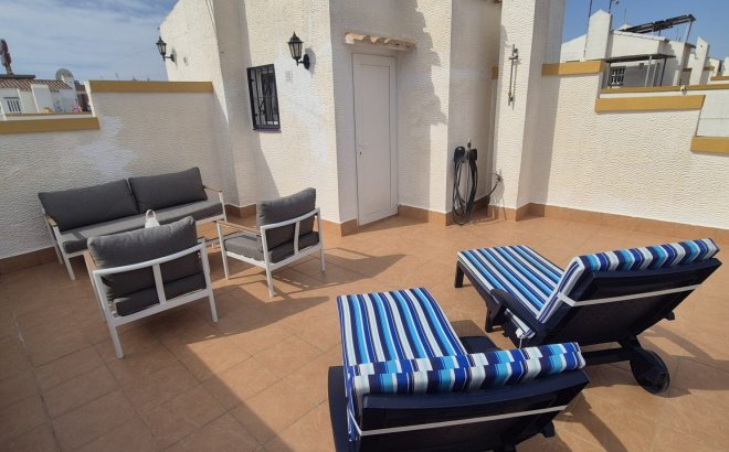Herverkoop - Town House -
Orihuela Costa - Costa Blanca