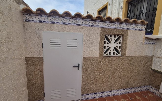 Herverkoop - Town House -
Orihuela Costa - Costa Blanca