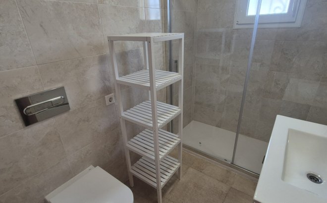 Herverkoop - Town House -
Orihuela Costa - Costa Blanca