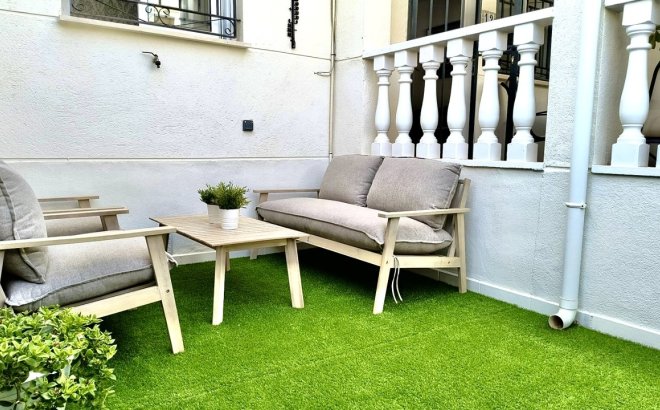 Resale - Town House -
Los Altos - Costa Blanca