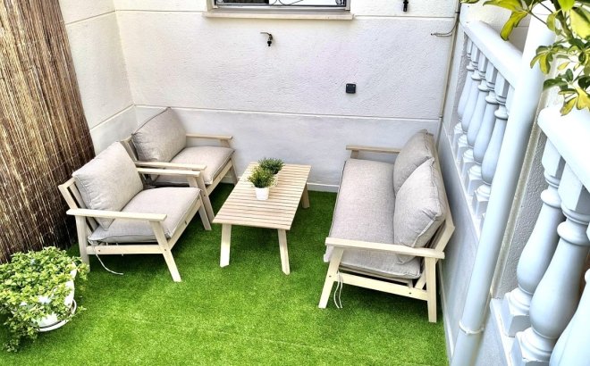 Resale - Town House -
Los Altos - Costa Blanca