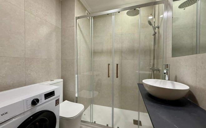 Revente - Appartement -
Torrevieja - Playa del Cura