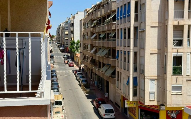 Revente - Appartement -
Torrevieja - Playa del Cura