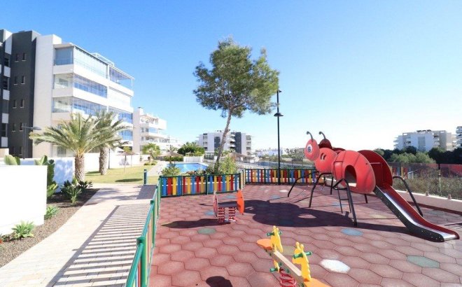 Resale - Apartment -
Orihuela Costa - Costa Blanca