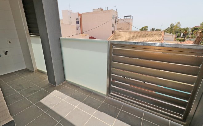 Revente - Appartement -
Torrevieja - Acequion