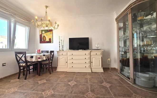Resale - Town House -
Torrevieja - Los Balcones
