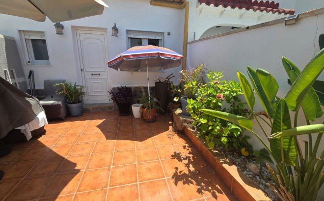 Resale - Town House -
Torrevieja - Los Balcones