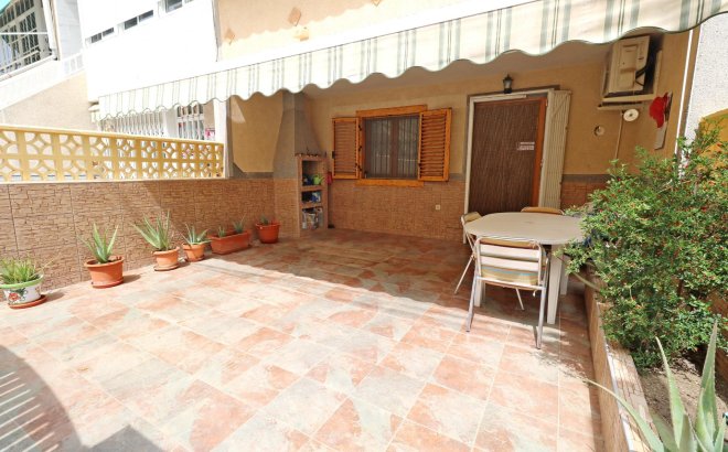 Revente - Town House -
Torrevieja - Playa De Los Naufragos