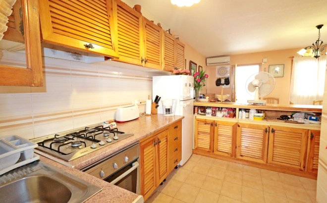 Revente - Town House -
Torrevieja - Playa De Los Naufragos