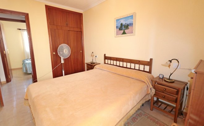 Revente - Town House -
Torrevieja - Playa De Los Naufragos