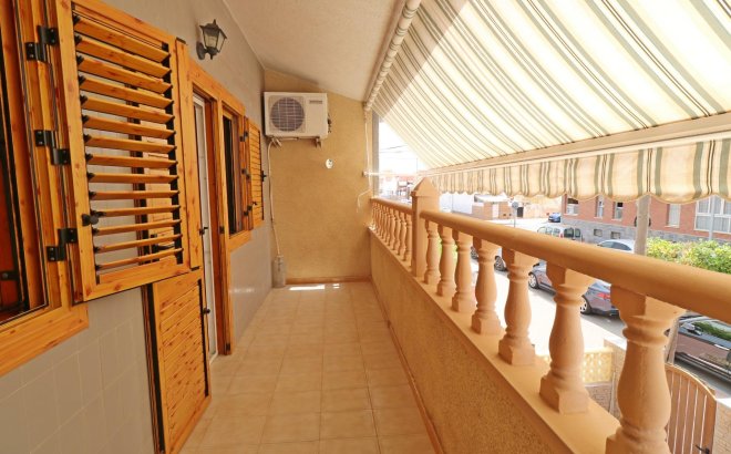 Revente - Town House -
Torrevieja - Playa De Los Naufragos