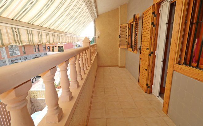 Revente - Town House -
Torrevieja - Playa De Los Naufragos