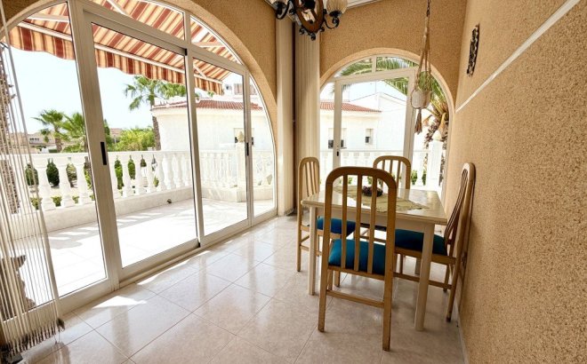 Resale - Villa -
Ciudad Quesada - Costa Blanca