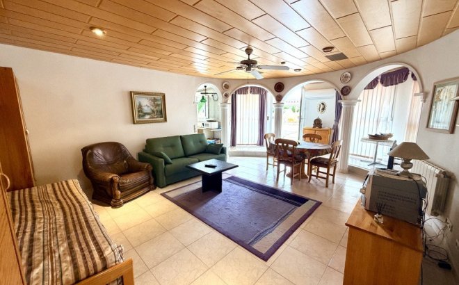 Resale - Villa -
Ciudad Quesada - Costa Blanca