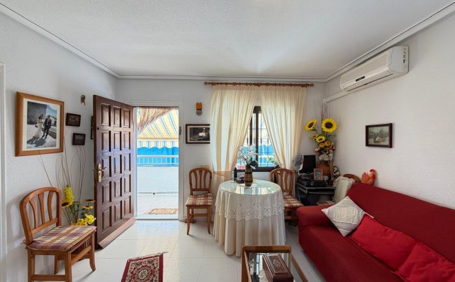 Resale - Bungalow -
Torrevieja - Torreblanca