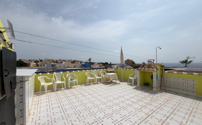 Resale - Bungalow -
Torrevieja - Torreblanca