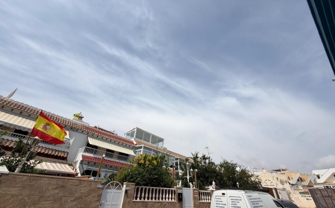 Resale - Bungalow -
Torrevieja - Torreblanca