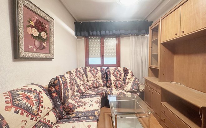 Resale - Apartment -
Torrevieja - Centro