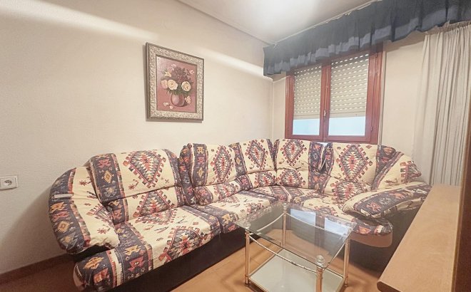 Resale - Apartment -
Torrevieja - Centro