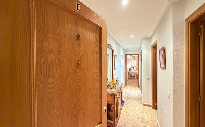 Resale - Apartment -
Torrevieja - Playa del Cura