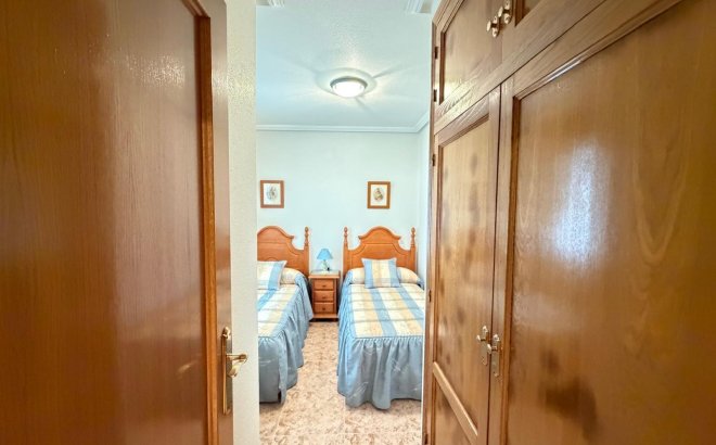 Resale - Apartment -
Torrevieja - Playa del Cura
