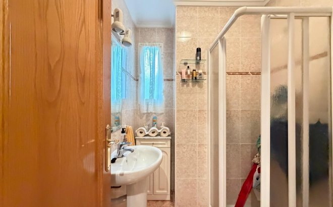 Resale - Apartment -
Torrevieja - Playa del Cura