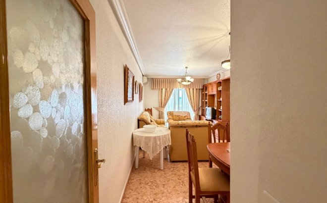Resale - Apartment -
Torrevieja - Playa del Cura