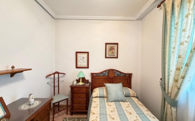 Resale - Apartment -
Torrevieja - Playa del Cura
