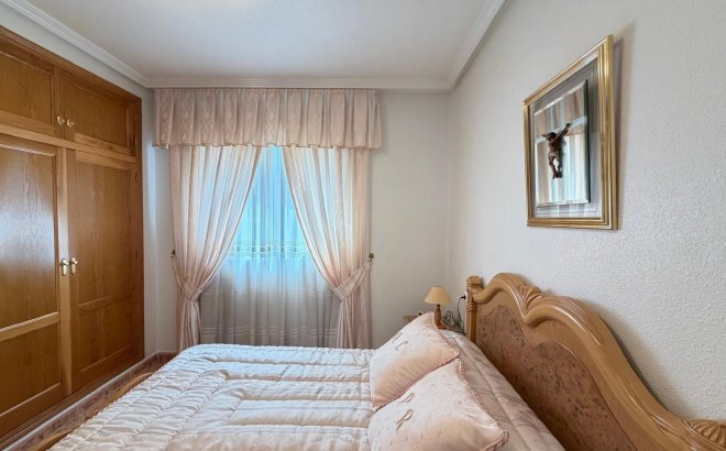 Resale - Apartment -
Torrevieja - Playa del Cura