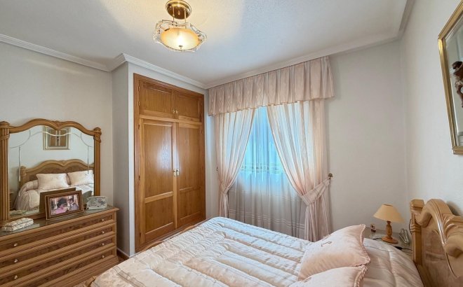Resale - Apartment -
Torrevieja - Playa del Cura