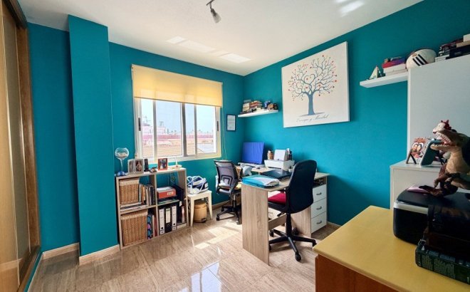Resale - Penthouse -
Pilar de la Horadada - Costa Blanca