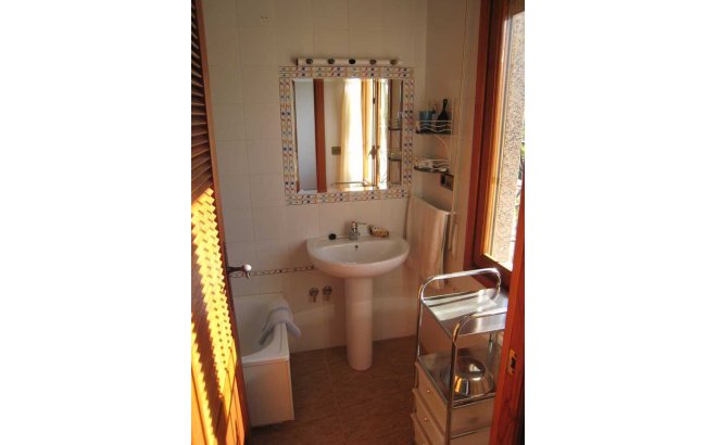 Resale - Villa -
Campoamor - Costa Blanca