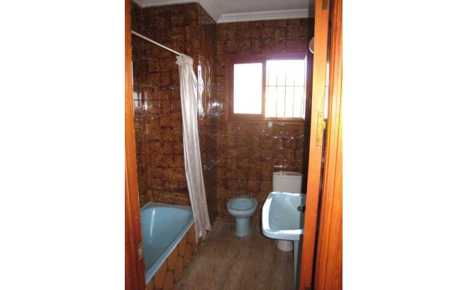 Resale - Villa -
Campoamor - Costa Blanca