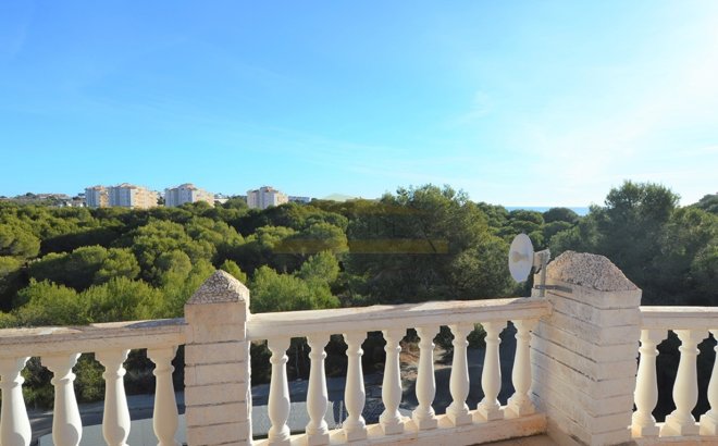 Resale - Villa -
Campoamor - Costa Blanca
