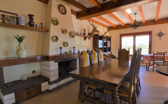 Resale - Villa -
Campoamor - Costa Blanca