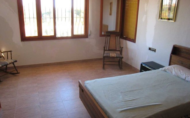 Resale - Villa -
Campoamor - Costa Blanca
