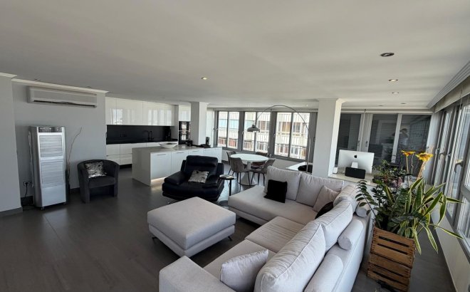 Resale - Apartment -
Torrevieja - Acequion