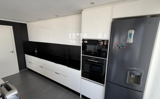 Resale - Apartment -
Torrevieja - Acequion