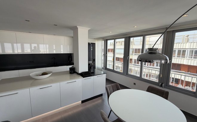 Resale - Apartment -
Torrevieja - Acequion