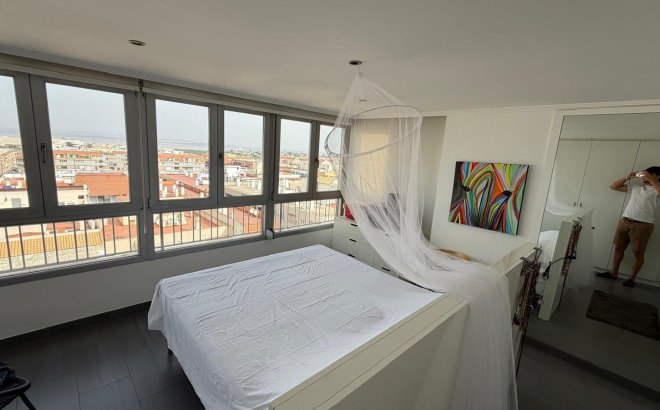 Resale - Apartment -
Torrevieja - Acequion