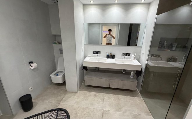 Resale - Apartment -
Torrevieja - Acequion