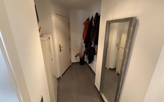 Resale - Apartment -
Torrevieja - Acequion