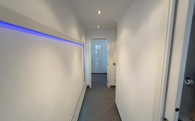 Resale - Apartment -
Torrevieja - Acequion
