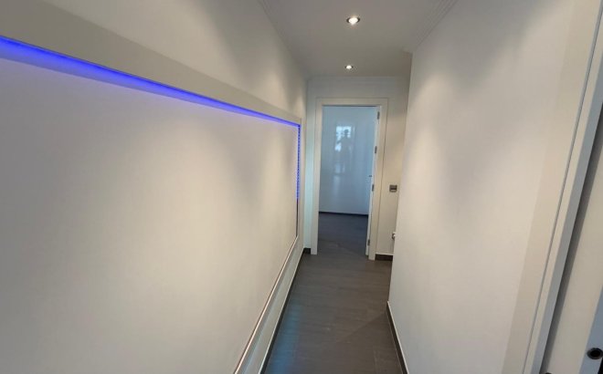 Resale - Apartment -
Torrevieja - Acequion